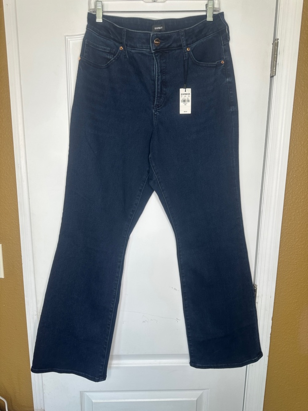 NWT Express High Waisted  Dark Wash Wide-Leg Flare Jeans Size 14 R